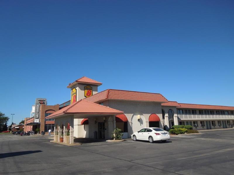 Rodeway Inn Sandusky Exterior photo